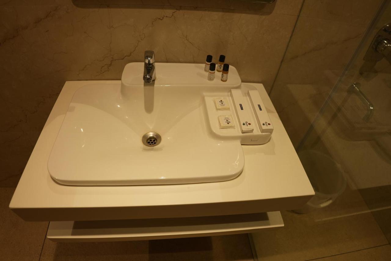 Hotel Ocean Vista Bay Visakhapatnam Dış mekan fotoğraf